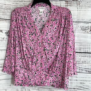 For the Republic Top Womens Size Small floral Print V Neck Blouse Rayon pleated‎